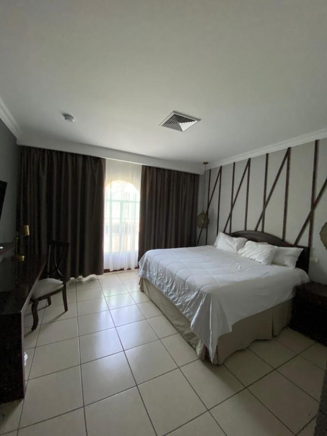 Hotel Mirador Plaza San Salvador Exterior photo
