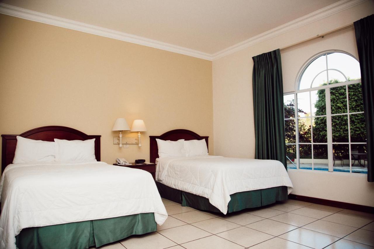Hotel Mirador Plaza San Salvador Exterior photo